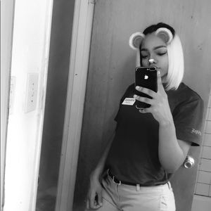 Meet your Posher, Delonda